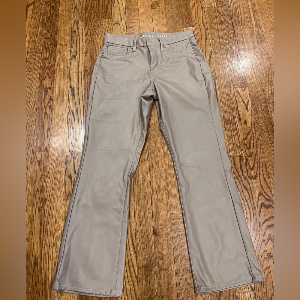 American Eagle size 6 Curvy Kick Boot Crop jeans brown/tan